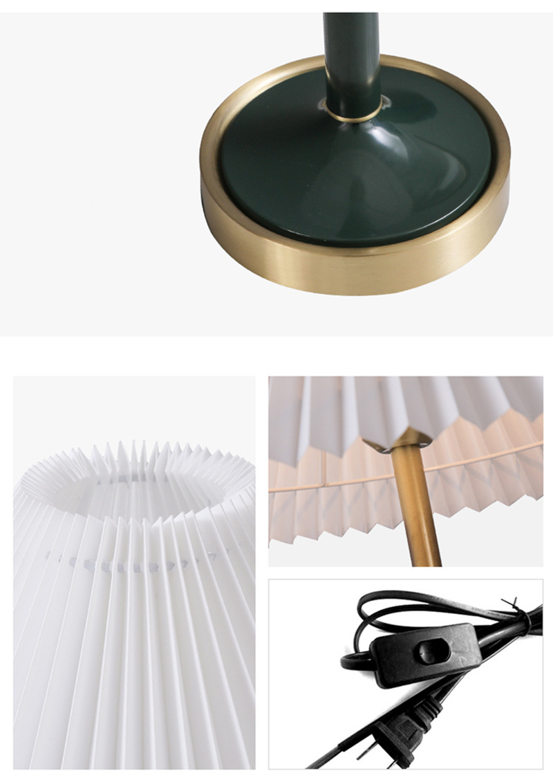 Pleated lampshade table lamp