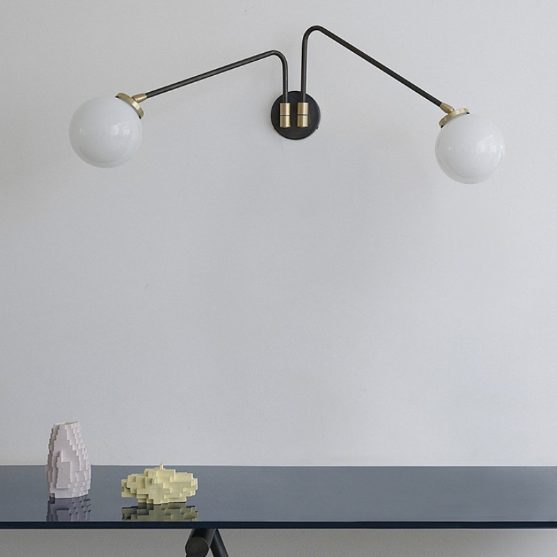 Double globe wall sconce