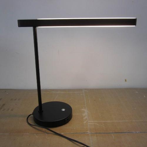 Holiday Inn desk lamp